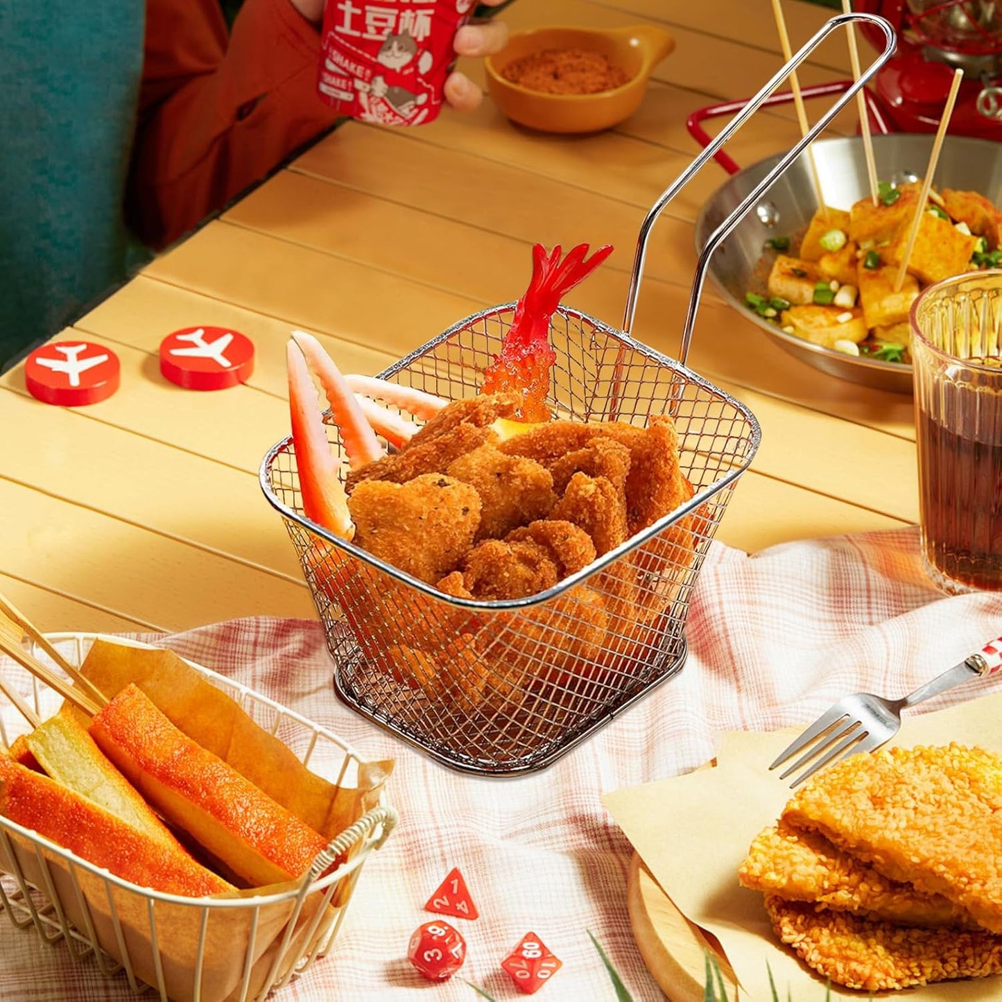 4 Pcs Mini Square Fry Baskets, 4.13×3.3×2.5inch Stainless Steel Fry Basket with Handle Steel French Fry Chip Basket French Fries Desk Food Presentation Mesh Basket Kitchen Cooking Tool